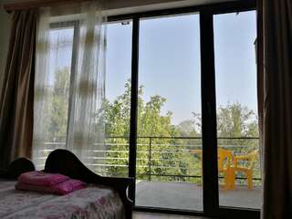 Проживание в семье Agora Тбилиси Двухместный номер с 1 кроватью и балконом-10