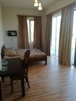 Проживание в семье Agora Тбилиси Двухместный номер с 1 кроватью и балконом-31